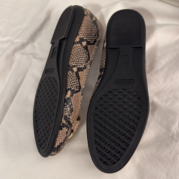 Aerosols Big Bet Natural Snake shoes gold buckle. Size 7M. Excellent condition. - Picture 3 of 3
